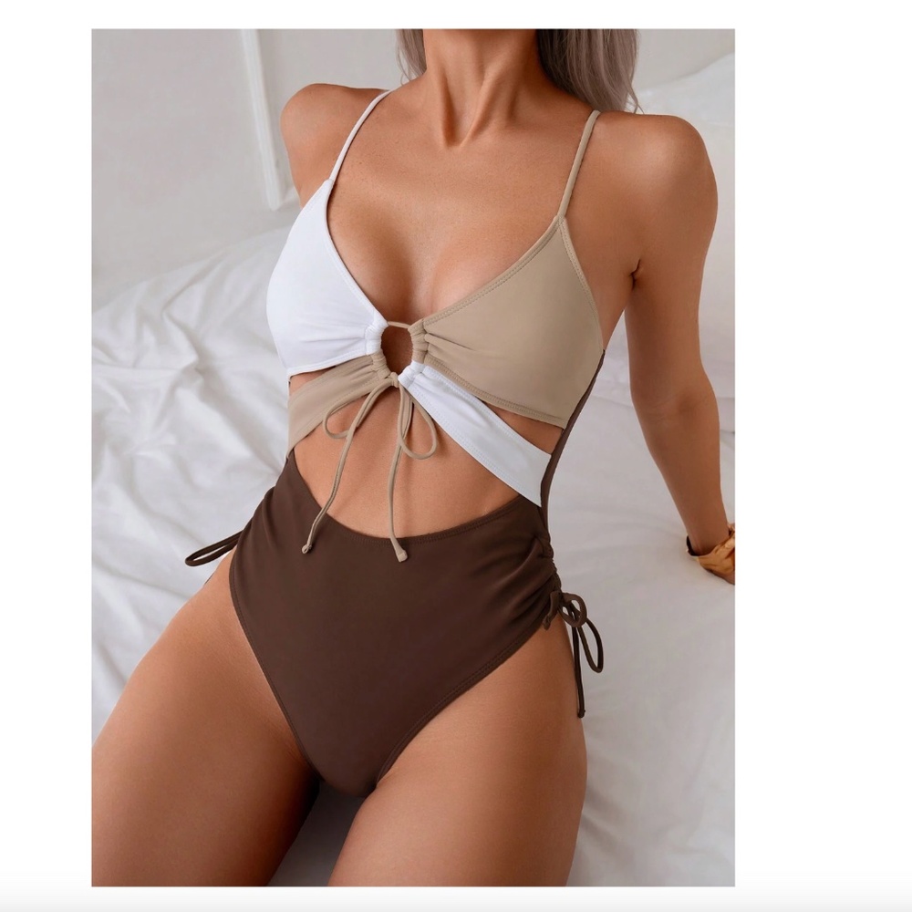 Shein Color block one piece swimsuit - M/6